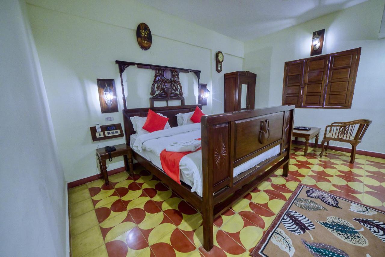 Hotel Windsor Castle Salem Extérieur photo