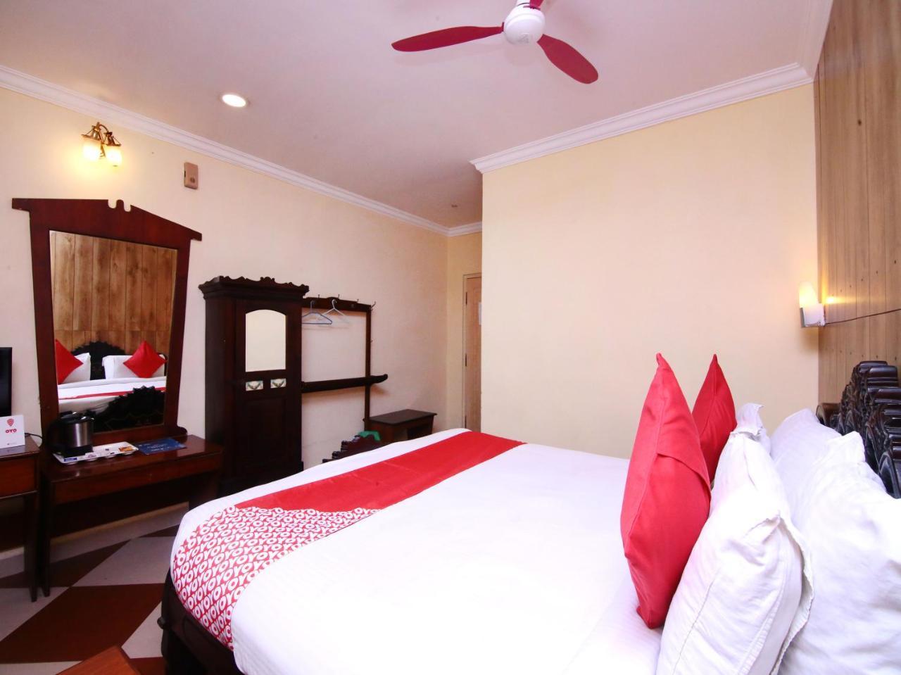 Hotel Windsor Castle Salem Extérieur photo